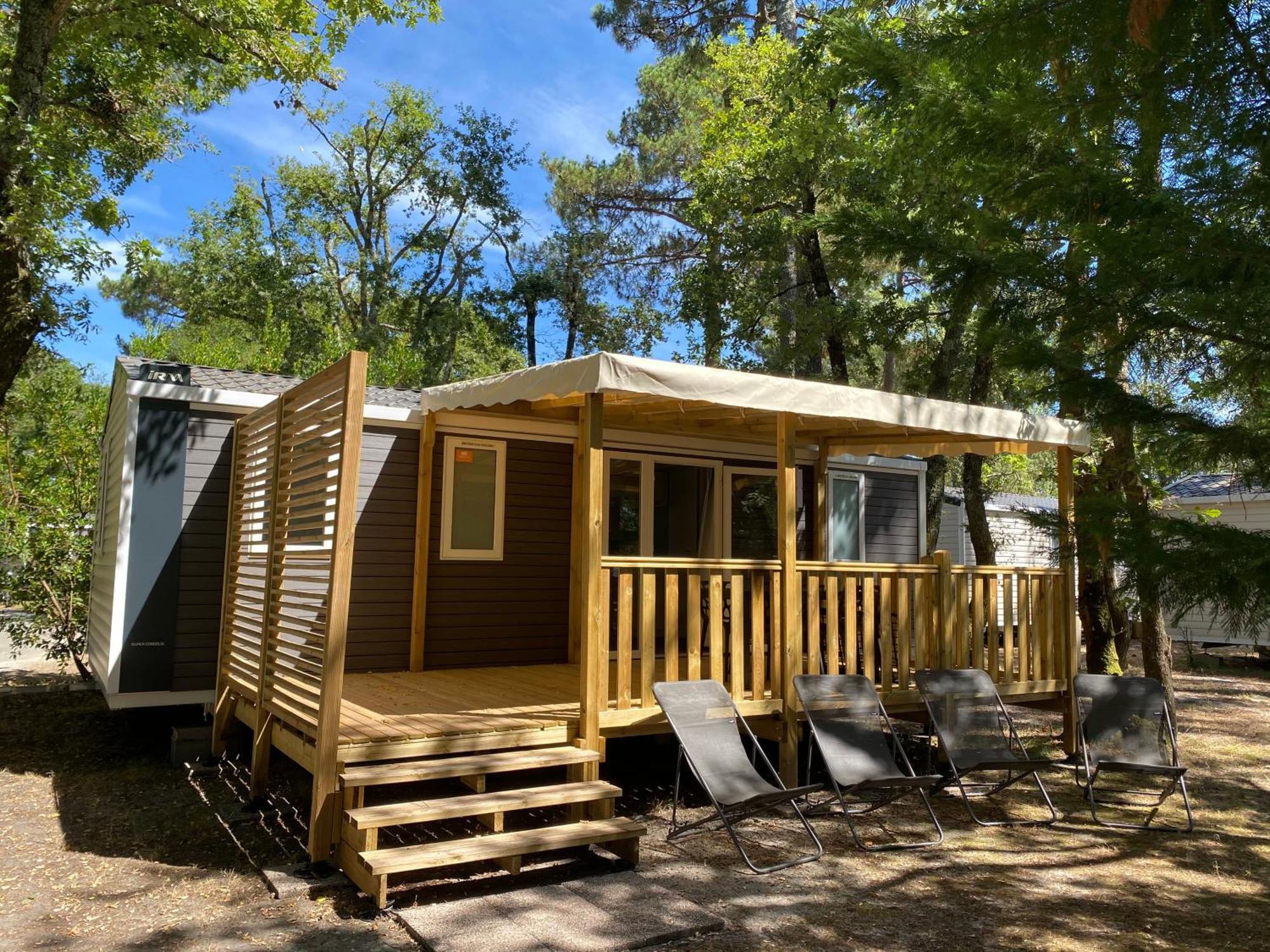 Camping Les Ourmes Hourtin Esterno foto
